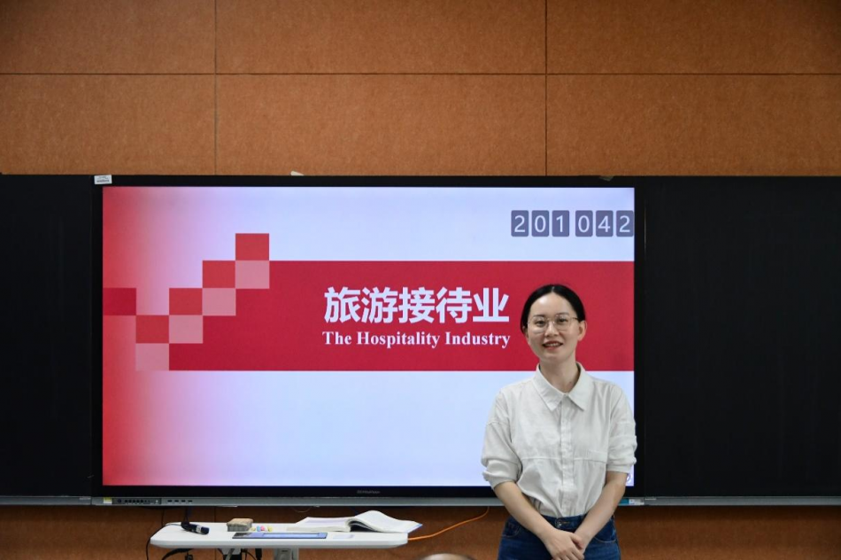 夏知晓.png